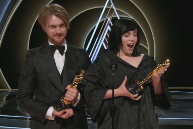 Billie Eilish and brother Finneas win their first Oscar