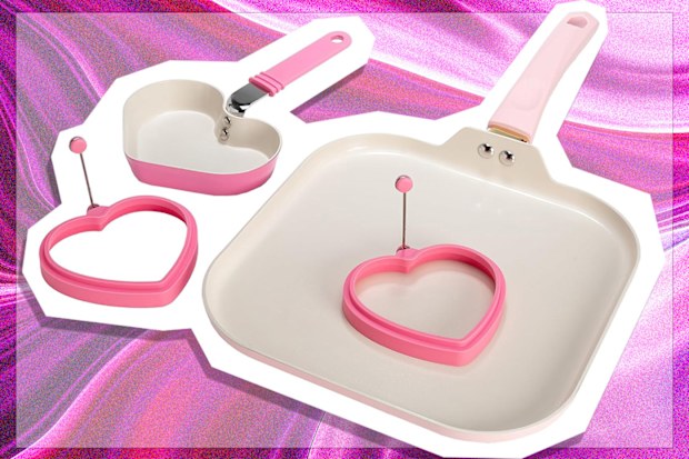 9PR: Paris Hilton Breakfast Set