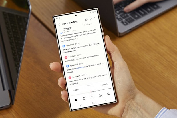 9PR: A person using the Transcript Assist feature through Galaxy AI on the Samsung Galaxy S24