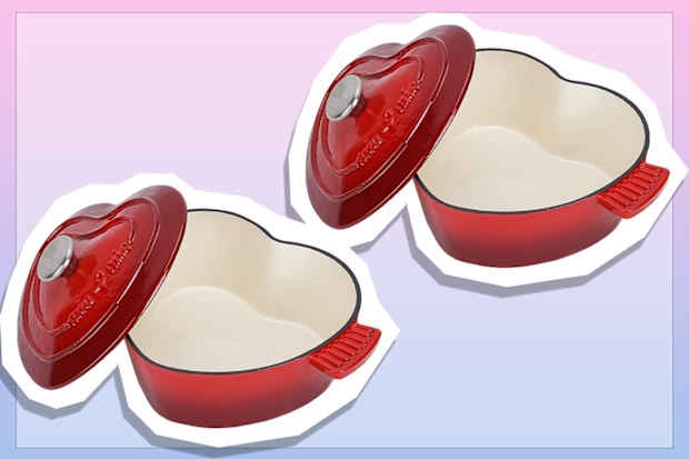 9PR: MIAMIO Enameled Non-Stick Cast Iron Heart Shaped Dutch Oven