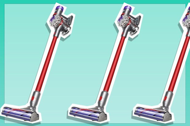 9PR: Dyson V7 Cordless Vacuum in Red
