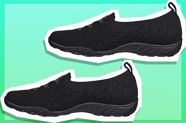 9PR: Skechers Women's Breathe-Easy, Black