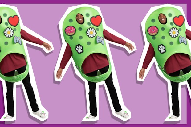 9PR: Crocs Classic Costume