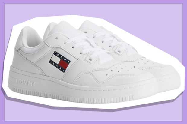 9PR: Tommy Hilfiger Women's TJ Retro Basket Essential Sneakers