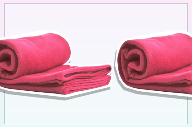 9PR: Cozy-Soft Microfleece Travel Blanket in pink