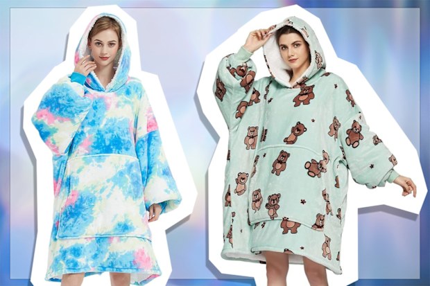 9PR: Gominimo Hooded Blanket, Tie Dye Cyan and Teddy Bear
