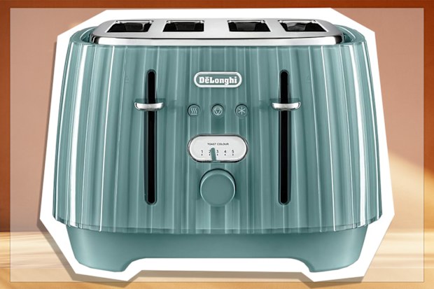 9PR: De'Longhi 4-Slice Ballerina Toaster, Green