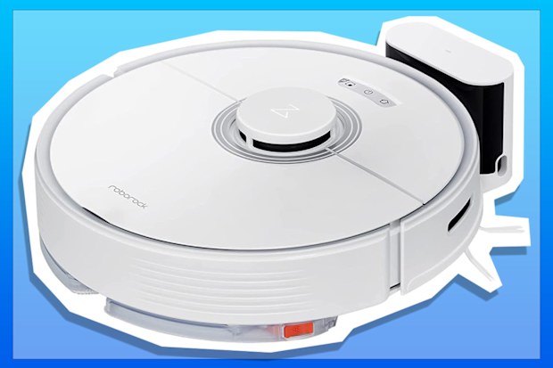 9PR: Roborock Q7 Max Smart Robot Vacuum and Mop Cleaner