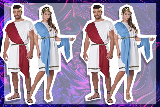 9PR: Toga costume
