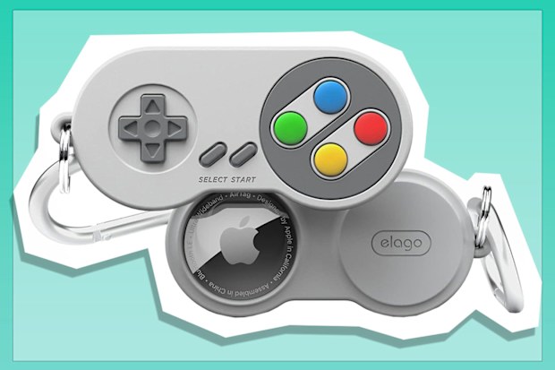 9PR: elago Handheld Gaming Console Apple AirTag Keychain, Light Grey