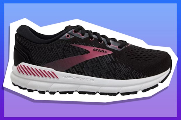 9PR: Running shoes