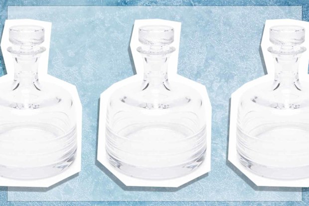 9PR: Ralph Lauren Home decanter
