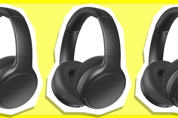 9PR: Panasonic RB-M700BE-K Noise Cancelling Deep Bass Headphones, Black