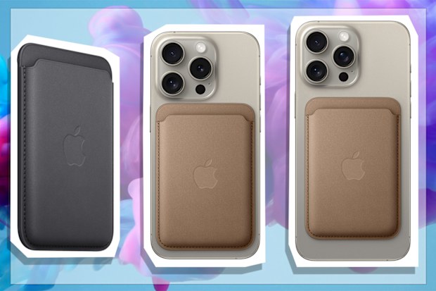9PR: Apple iPhone FineWoven Wallet with MagSafe  