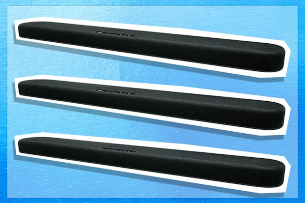 9PR: Yamaha SR-B20A Sound Bar with Built-in Dual Subwoofer, DTS Virtual:X and Bluetooth Streaming, Black