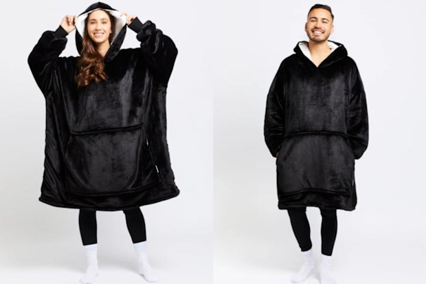 9PR: The Oodie in Black