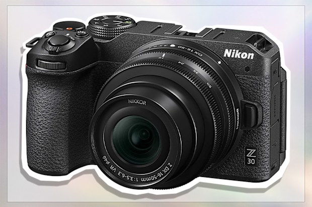 9PR: Nikon Z30 + Nikkor 16-50mm VR Mirrorless Camera
