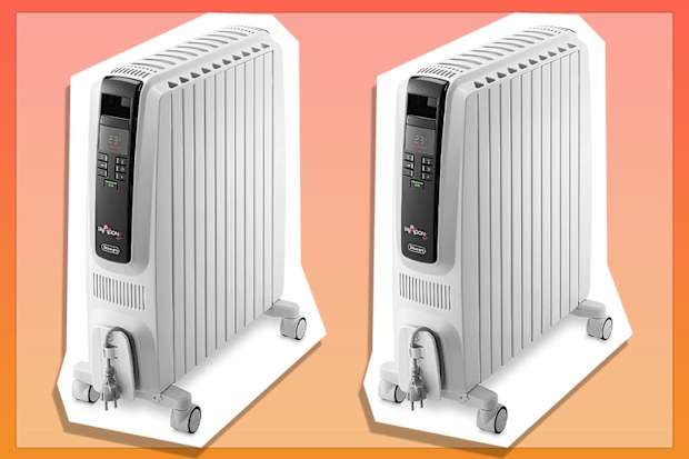 9PR: De'Longhi Dragon4 2400W Oil Column Heater, White
