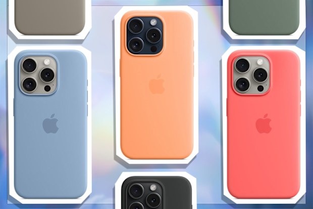 9PR: Apple iPhone 15 Pro Silicone Case with MagSafe