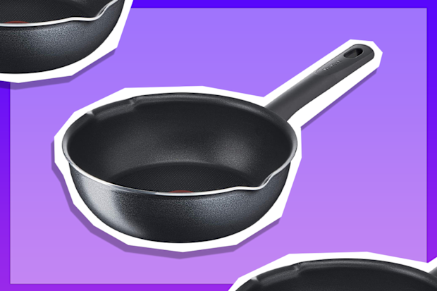 9PR: Tefal Family Day Non Stick Multipan,‎ 22cm
