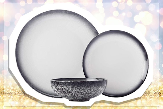 9PR: Maxwell & Williams Caviar Granite Dinner Set