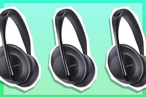 9PR: Bose 700 Noise Cancelling Headphones.