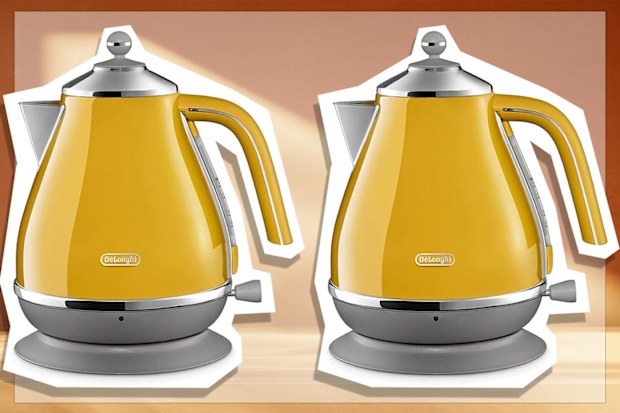 9PR: De'Longhi Icona Capitals Electric Kettle, Yellow, 1.7L