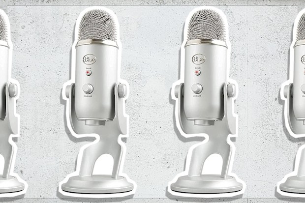 9PR: Blue Yeti USB Microphone