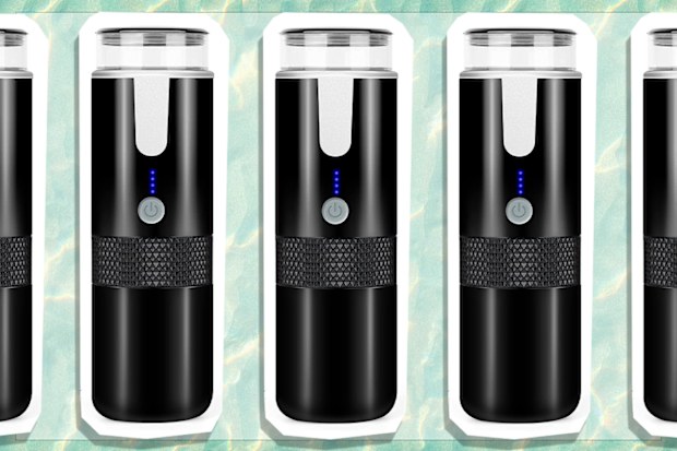 9PR: Tisuokae Mini Electric Coffee Machine