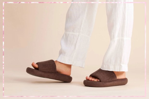 9PR: Hommey Bobbi Slide