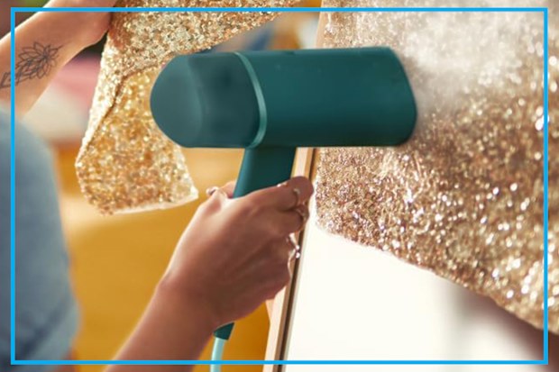 9PR: Philips Series 3000 Handheld Steamer