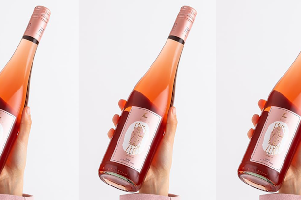 9PR: Leitz Eins-Zwei-Zero Premium Non-Alcoholic Rose Wine, 750mL