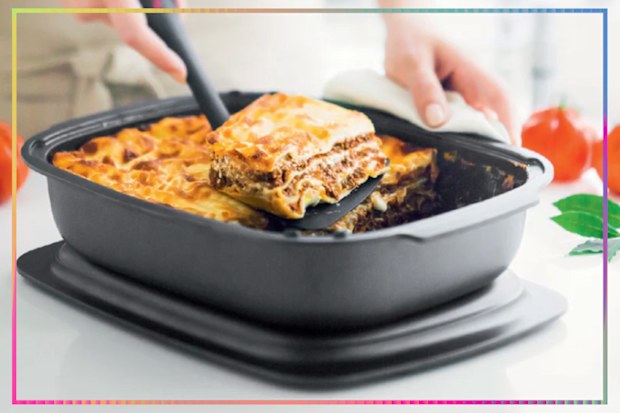 9PR: Tupperware products 