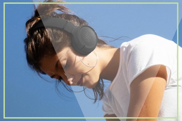 9PR: JBL Tune 520 Bluetooth On-Ear Headphones