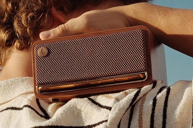 9PR: Edifier MP230 Wooden Portable Speaker