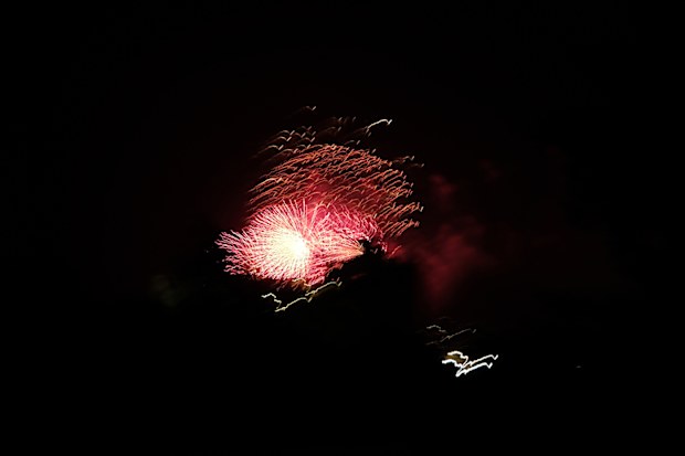 9PR: Fireworks photographed on Fujifilm X-M5