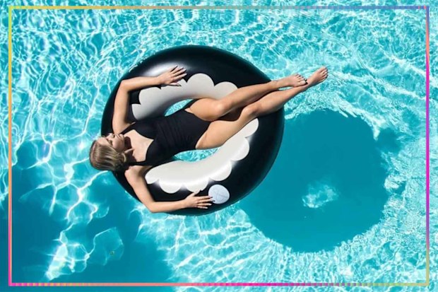 9PR: & Sunday Scallop Oversized Pool Tube- Black