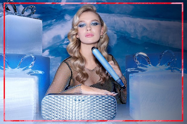 9PR: New ghd Gift Set in Icy Blue
