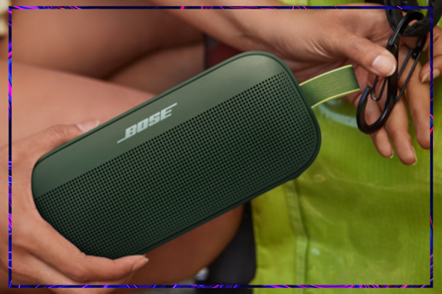 9PR: Bose SoundLink Flex Bluetooth Portable Speaker, Cypress Green