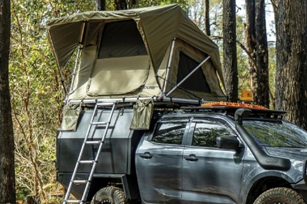 9PR: Dune 4WD Nomad Lite Roof Top Tent