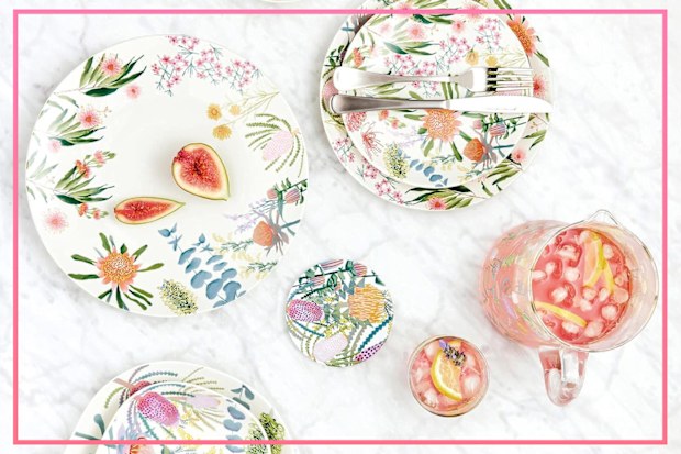 9PR: Dinner sets