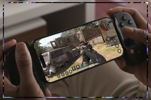 9PR: BACKBONE One Mobile Gaming Controller