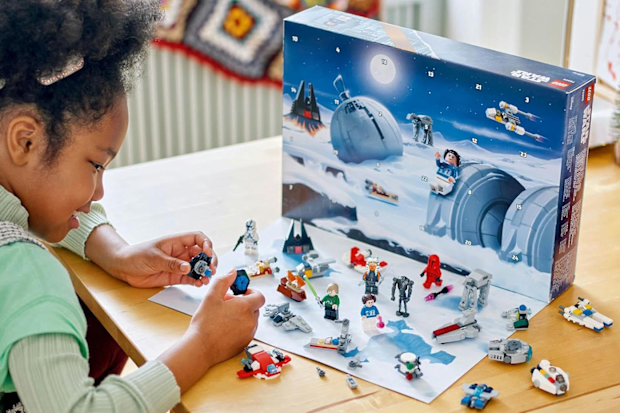 9PR: Lego Star Wars Advent Calendar