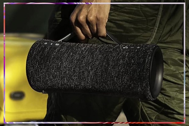 9PR: Sony SRS-XG300 X-Series Portable Speaker