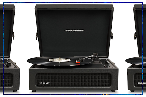 9PR: Crosley Voyager Portable Bluetooth Turntable, Black