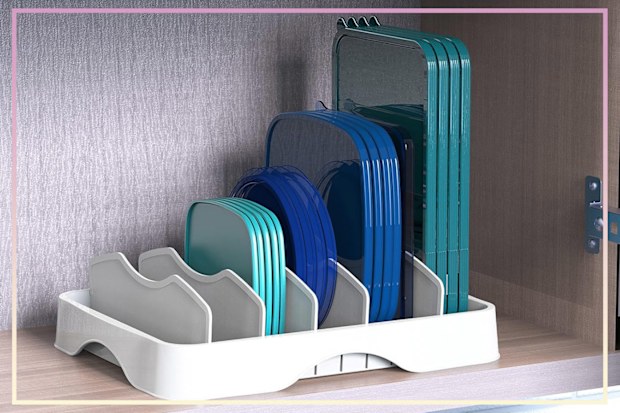 9PR: SimpleHouseware Food Container Lid Organiser
