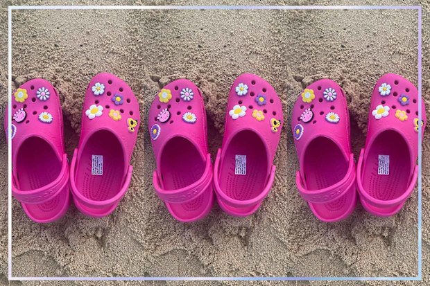 9PR: Pink Crocs at the beach