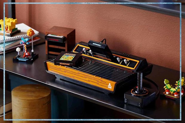 9PR: LEGO® Icons Atari®