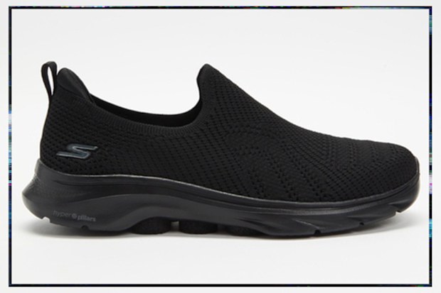 9PR: Skechers Women's GOWalk 7 Amina Sneakers
