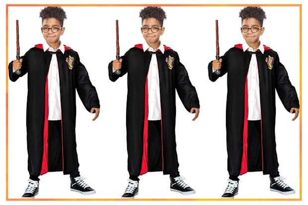 9PR: Rubie's Harry Potter Gryffindor Robe, Wand and Glasses Costume